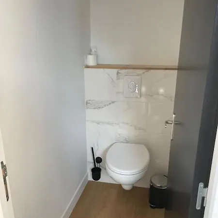 Quartier Historique, En Mezzanine, Apartament *